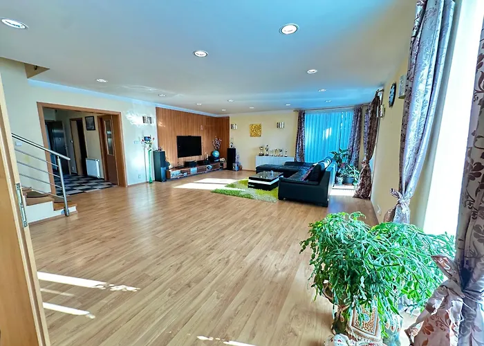 Villa Cozy Vestec (Prague-West)